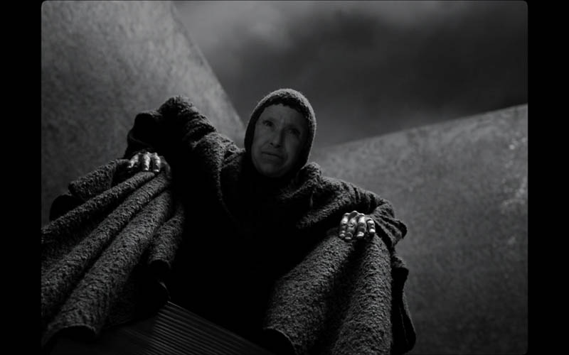 the tragedy of macbeth-stunning cinematography analyzed-more interesting compositions-013