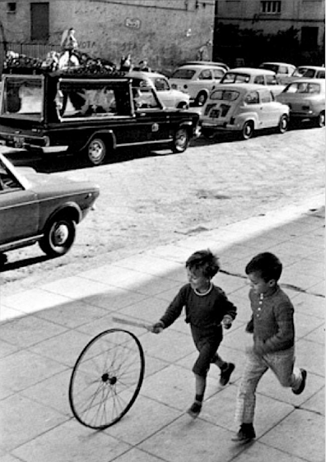 +-Cartier-Bresson