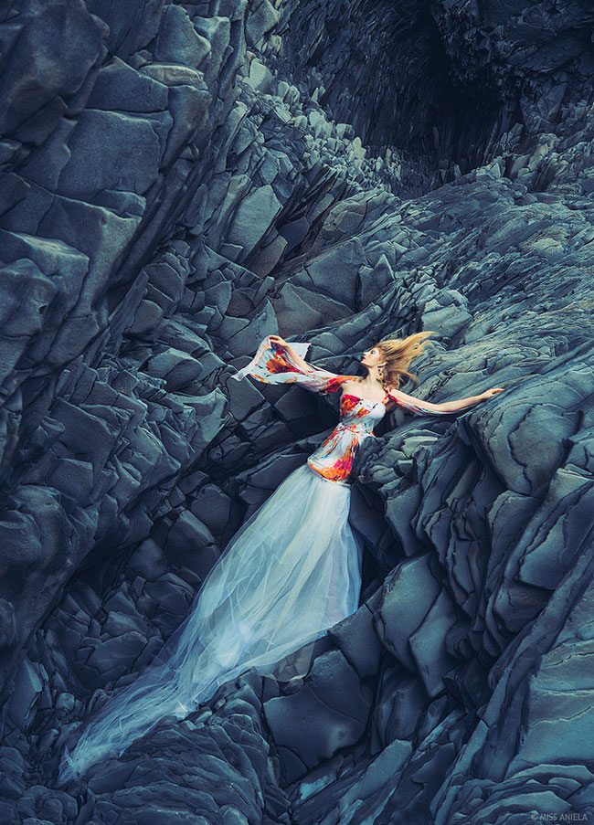 Miss-Aniela-logs-IcelandFashion5