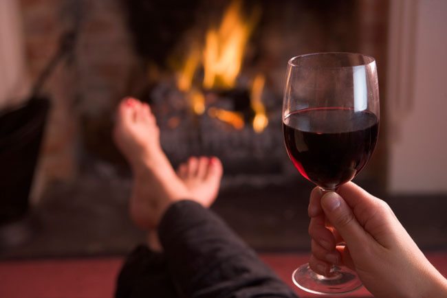 DrinkingRedWine_Fire
