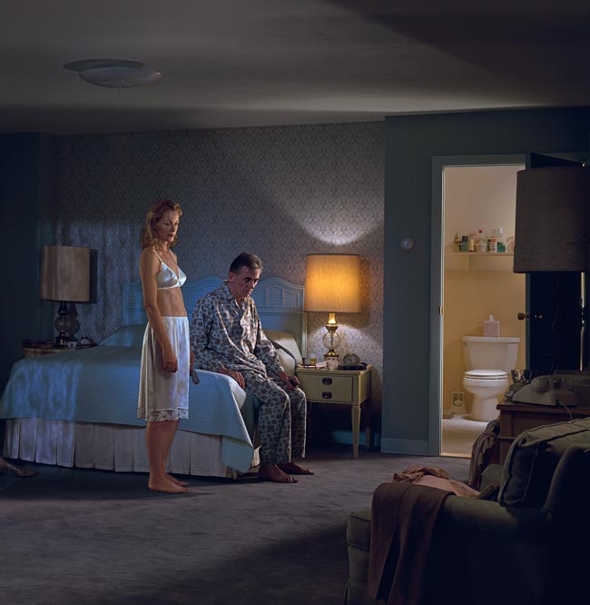 Law-of-Proximity-gestalt-psychology-technique-photo-by-gregory-crewdson-closer