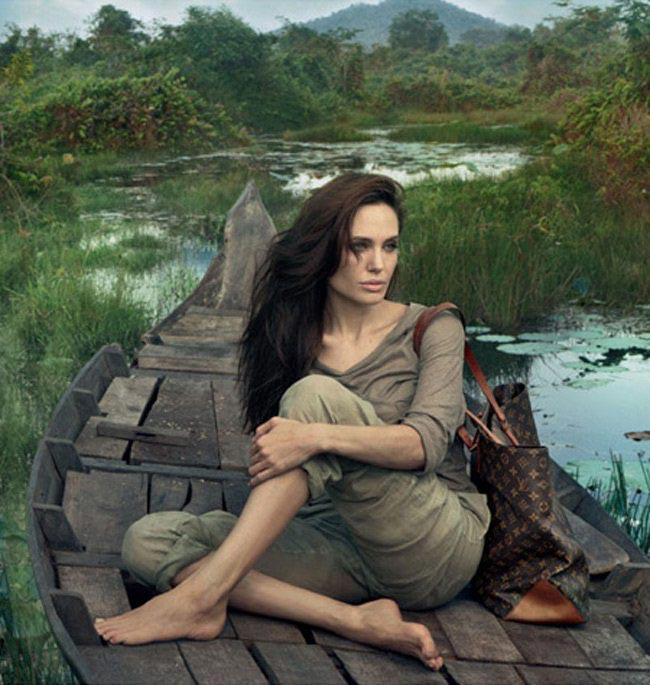 law-of-symmetry-gestalt-psychology-gazing-direction-Annie-Leibovitz-angelina-jolie-cropped