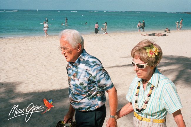 Mastering-composition-tavis-leaf-glover-elder-couple-sunglasses-maui-jim-logo